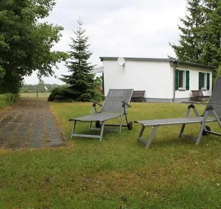 Waldhaus Whirlpool: Ferienhütte Mit Boot Und Schwielochsee