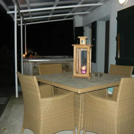 Ferienhaus Haus Am Feld 2 *