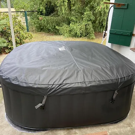 Waldhaus Whirlpool: Ferienhütte Mit Boot Und Holiday home